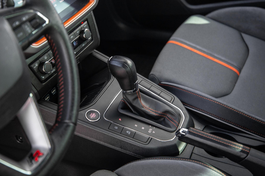 Seat Ibiza 1.0 TSI FR Business Intense AUTOMAAT / BEATS / CRUISE CONTROLE / CARPLAY