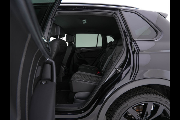 Volkswagen Tiguan 1.4 TSI Black-Style R-Line Business eHybrid ( Plug-in ) (INCL-BTW) *HEAD-UP | FULL-LED | ADAPTIVE-CRUISE | TOPVIEW | KEYLESS | DIGI-COCKPIT | HEATED-COMFORTSEATS | NAVI-FULLMAP | DAB+ | PRIVACYGLASS | ECC | CARPLAY | PDC | 20''ALU