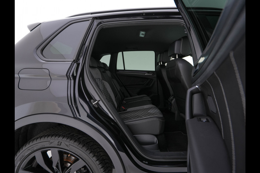 Volkswagen Tiguan 1.4 TSI Black-Style R-Line Business eHybrid ( Plug-in ) (INCL-BTW) *HEAD-UP | FULL-LED | ADAPTIVE-CRUISE | TOPVIEW | KEYLESS | DIGI-COCKPIT | HEATED-COMFORTSEATS | NAVI-FULLMAP | DAB+ | PRIVACYGLASS | ECC | CARPLAY | PDC | 20''ALU