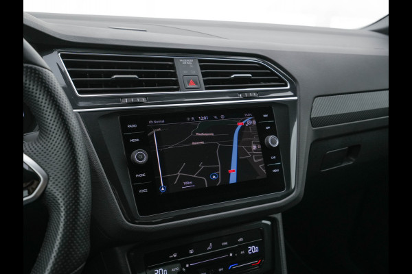 Volkswagen Tiguan 1.4 TSI Black-Style R-Line Business eHybrid ( Plug-in ) (INCL-BTW) *HEAD-UP | FULL-LED | ADAPTIVE-CRUISE | TOPVIEW | KEYLESS | DIGI-COCKPIT | HEATED-COMFORTSEATS | NAVI-FULLMAP | DAB+ | PRIVACYGLASS | ECC | CARPLAY | PDC | 20''ALU