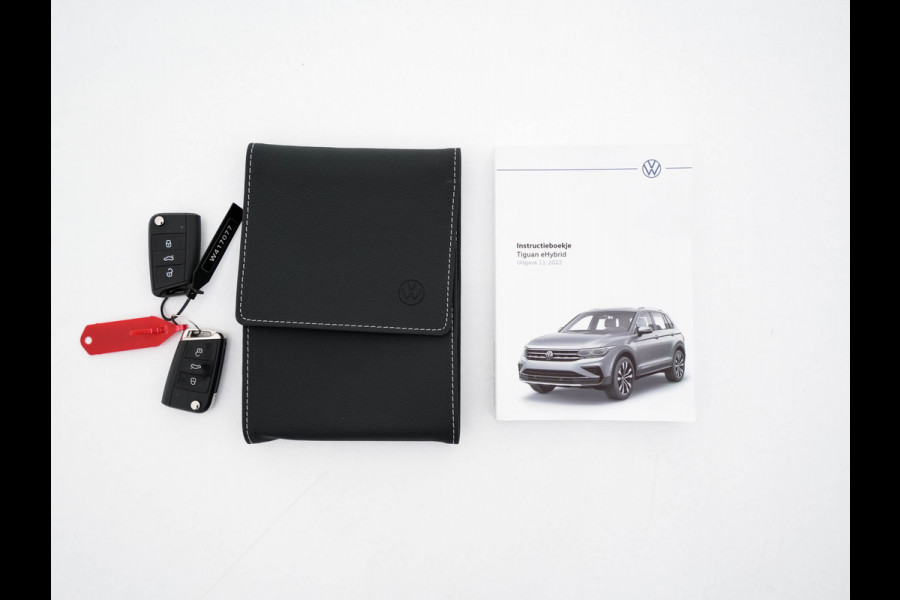 Volkswagen Tiguan 1.4 TSI Black-Style R-Line Business eHybrid ( Plug-in ) (INCL-BTW) *HEAD-UP | FULL-LED | ADAPTIVE-CRUISE | TOPVIEW | KEYLESS | DIGI-COCKPIT | HEATED-COMFORTSEATS | NAVI-FULLMAP | DAB+ | PRIVACYGLASS | ECC | CARPLAY | PDC | 20''ALU