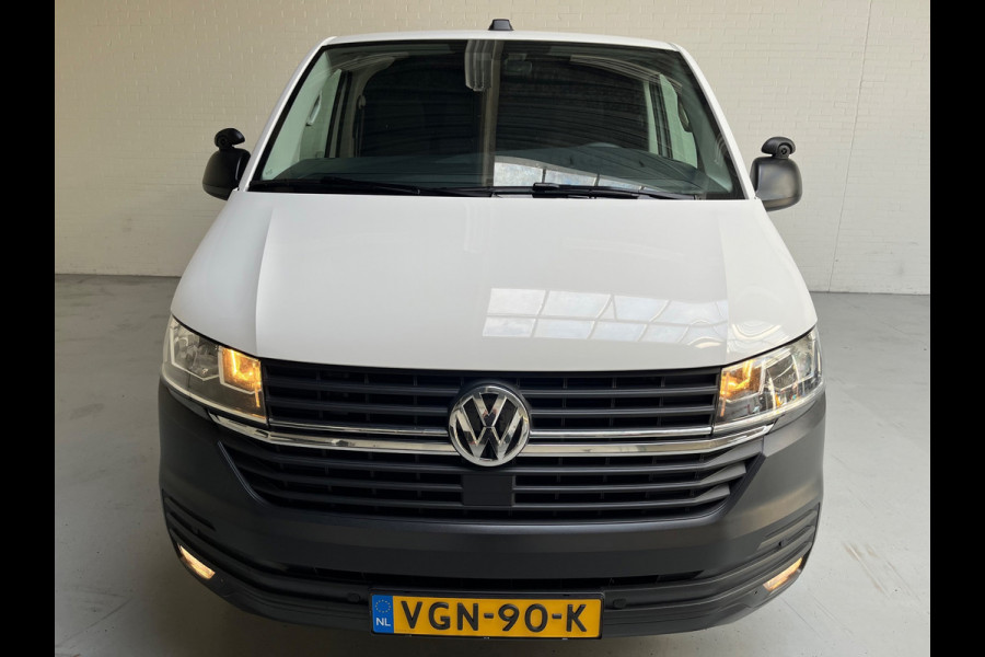 Volkswagen Transporter Automaat DSG Servicewagen 2.0 TDI 150pk L2H1 3Persoons Sortimo Inrichting, Airco, Navigatie, RIJKLAARPRIJS!