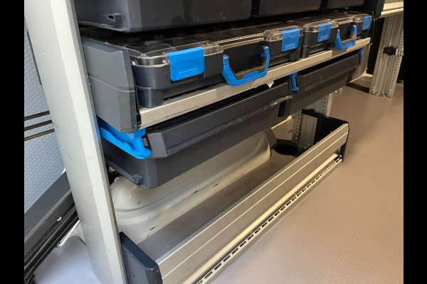 Volkswagen Transporter Automaat DSG Servicewagen 2.0 TDI 150pk L2H1 3Persoons Sortimo Inrichting, Airco, Navigatie, RIJKLAARPRIJS!