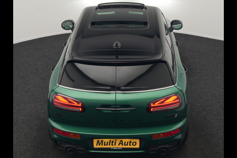 MINI Clubman 2.0 Cooper S John Cooper Works FACELIFT 179pk Dealer O.H | Panodak | Adaptive Cruise | Alcantara JCW Sportstoelen | Head Up | Harman Kardon | 19"L.M | Trekhaak Afn. | Camera | Keyless |