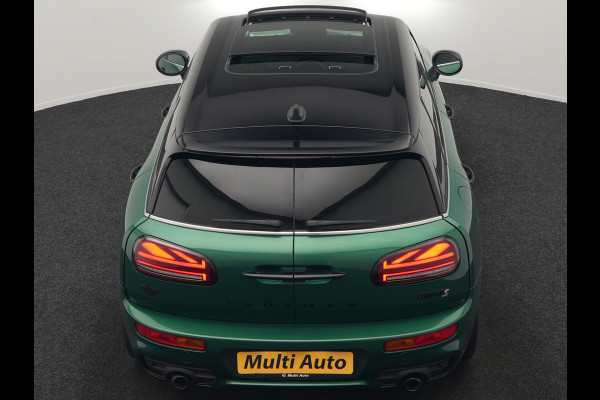 MINI Clubman 2.0 Cooper S John Cooper Works FACELIFT 179pk Dealer O.H | Panodak | Adaptive Cruise | Alcantara JCW Sportstoelen | Head Up | Harman Kardon | 19"L.M | Trekhaak Afn. | Camera | Keyless |