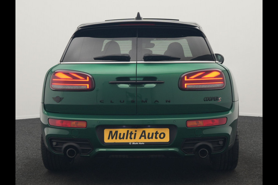 MINI Clubman 2.0 Cooper S John Cooper Works FACELIFT 179pk Dealer O.H | Panodak | Adaptive Cruise | Alcantara JCW Sportstoelen | Head Up | Harman Kardon | 19"L.M | Trekhaak Afn. | Camera | Keyless |