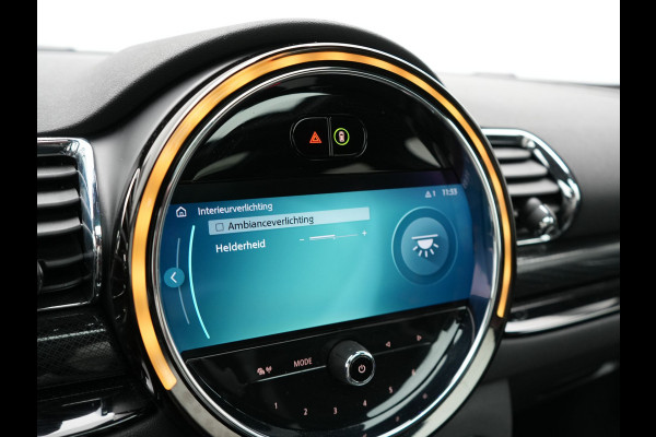 MINI Clubman 2.0 Cooper S John Cooper Works FACELIFT 179pk Dealer O.H | Panodak | Adaptive Cruise | Alcantara JCW Sportstoelen | Head Up | Harman Kardon | 19"L.M | Trekhaak Afn. | Camera | Keyless |