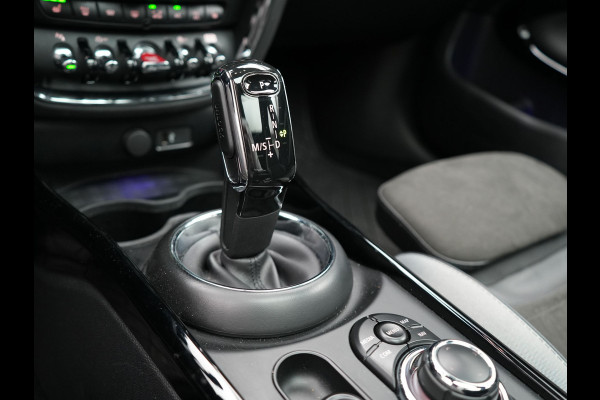 MINI Clubman 2.0 Cooper S John Cooper Works FACELIFT 179pk Dealer O.H | Panodak | Adaptive Cruise | Alcantara JCW Sportstoelen | Head Up | Harman Kardon | 19"L.M | Trekhaak Afn. | Camera | Keyless |