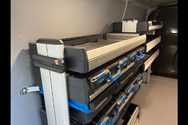 Volkswagen Transporter Automaat DSG Servicewagen 2.0 TDI 150pk L2H1 3Persoons Sortimo Inrichting, Airco, Navigatie, RIJKLAARPRIJS!