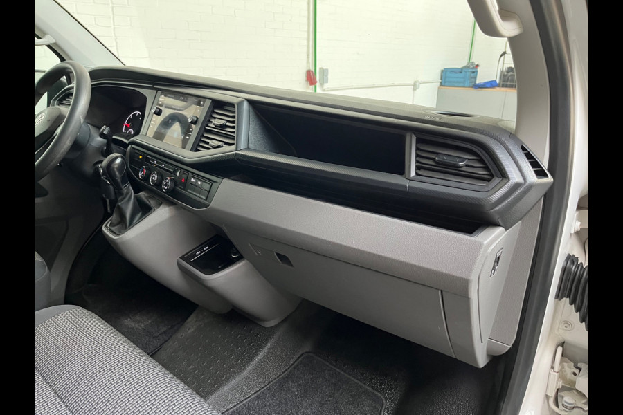 Volkswagen Transporter Automaat DSG Servicewagen 2.0 TDI 150pk L2H1 3Persoons Sortimo Inrichting, Airco, Navigatie, RIJKLAARPRIJS!