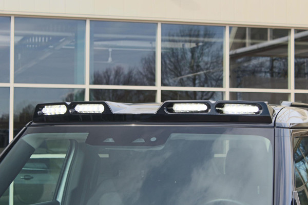 Land Rover Defender D240 110 S 7 Seater incl. Btw / BPM geel kenteken „De Uiver” Special Lier