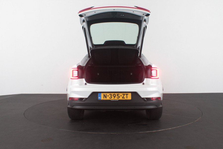 Polestar 2 Standard Range Single Motor 63kWh > Trekhaak/Memory/20inch/Snow Metallic...