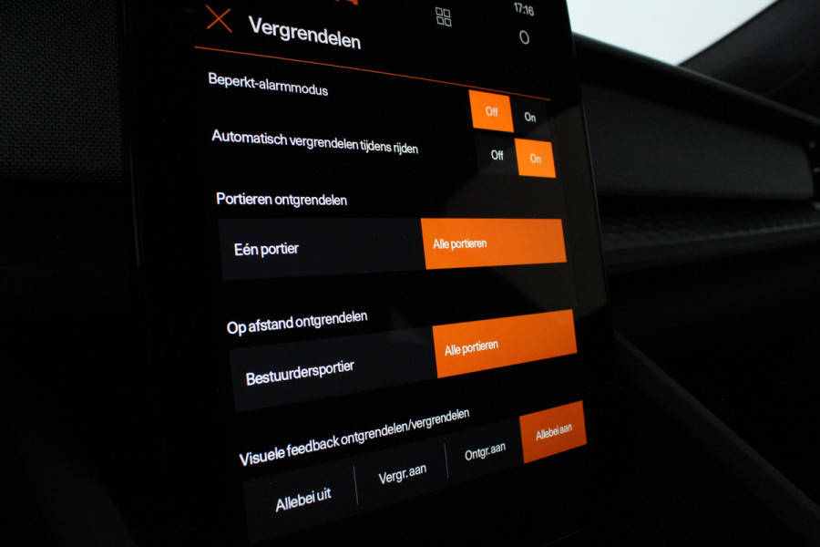 Polestar 2 Standard Range Single Motor 63kWh > Trekhaak/Memory/20inch/Snow Metallic...