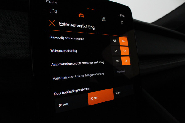 Polestar 2 Standard Range Single Motor 63kWh > Trekhaak/Memory/20inch/Snow Metallic...