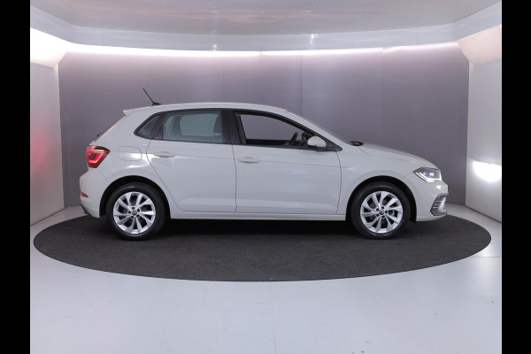 Volkswagen Polo 1.0 TSI Style 95pk 5bak| digital display| Navi | 16'LM-velgen parksensors | climatronic