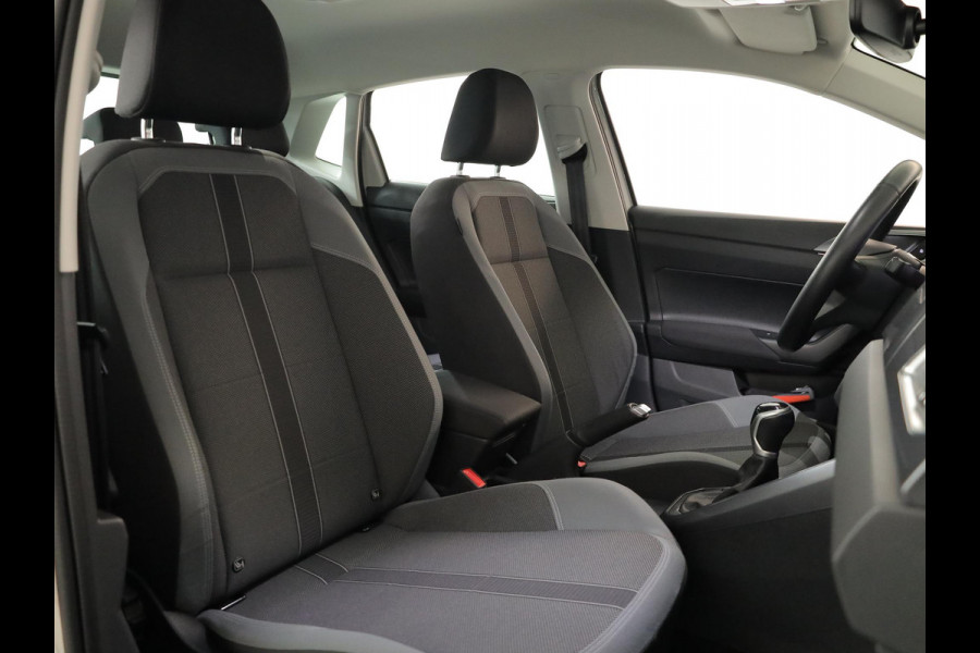 Volkswagen Polo 1.0 TSI Style 95pk 5bak| digital display| Navi | 16'LM-velgen parksensors | climatronic