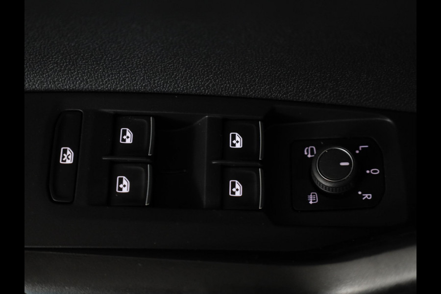 Volkswagen Polo 1.0 TSI Style 95pk 5bak| digital display| Navi | 16'LM-velgen parksensors | climatronic