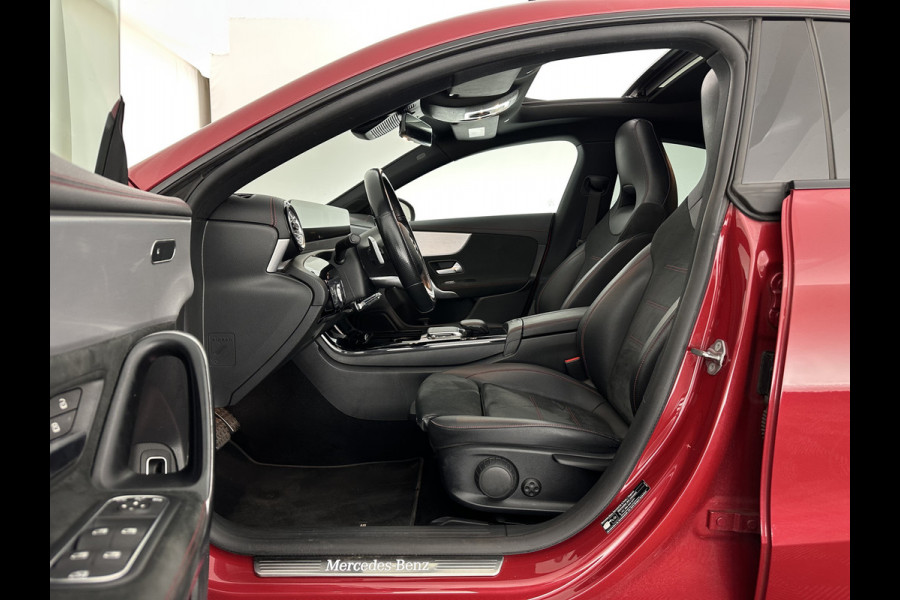 Mercedes-Benz CLA-Klasse 250 e AMG Limited Business Solution (Plug-in) (INCL-BTW) Aut. *PANO | LEATHER-MICROFIBRE | MULTIBEAM-LED | BLINDSPOT | WIDESCREEN-COCKPIT | AMBIENTLIGHT | CAMERA | M-BUX-NAVI | ECC | SHIFTPADDLES | PDC | ADAPTIVE-CRUISE | DAB | 18"ALU*