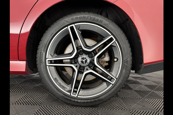 Mercedes-Benz CLA-Klasse 250 e AMG Limited Business Solution (Plug-in) (INCL-BTW) Aut. *PANO | LEATHER-MICROFIBRE | MULTIBEAM-LED | BLINDSPOT | WIDESCREEN-COCKPIT | AMBIENTLIGHT | CAMERA | M-BUX-NAVI | ECC | SHIFTPADDLES | PDC | ADAPTIVE-CRUISE | DAB | 18"ALU*