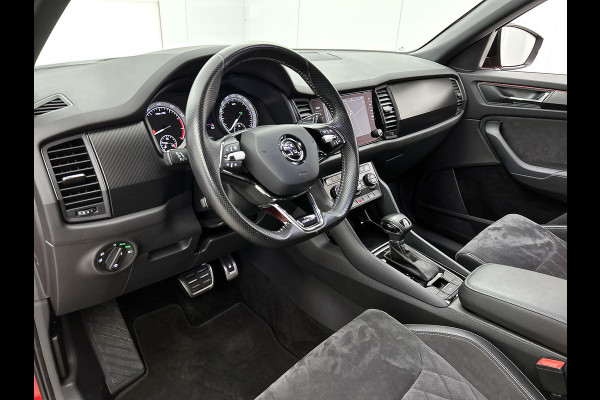 Škoda Kodiaq 1.5 TSI Sportline Business(Goed OnderH, Carplay/ Android, StoelV V+A, Camera, Navi, Addapt Cruise, Parkeersen, Etc)