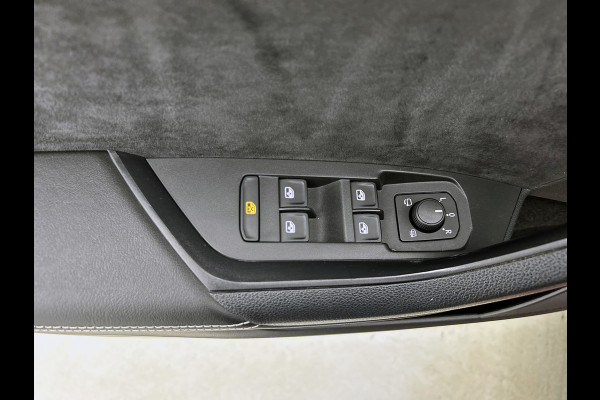 Škoda Kodiaq 1.5 TSI Sportline Business(Goed OnderH, Carplay/ Android, StoelV V+A, Camera, Navi, Addapt Cruise, Parkeersen, Etc)