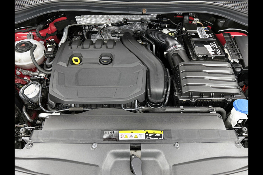 Škoda Kodiaq 1.5 TSI Sportline Business(Goed OnderH, Carplay/ Android, StoelV V+A, Camera, Navi, Addapt Cruise, Parkeersen, Etc)