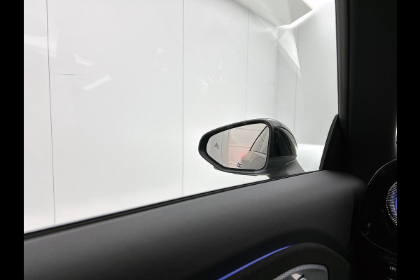 Mercedes-Benz CLA-Klasse 200 Business Solution AMG | Premium Plus | Winterpakket | Rijassistentiepakket | Nightpakket | MBUX Augmented Reality navigatie | Smartphone integratie | URBAN GUARD |