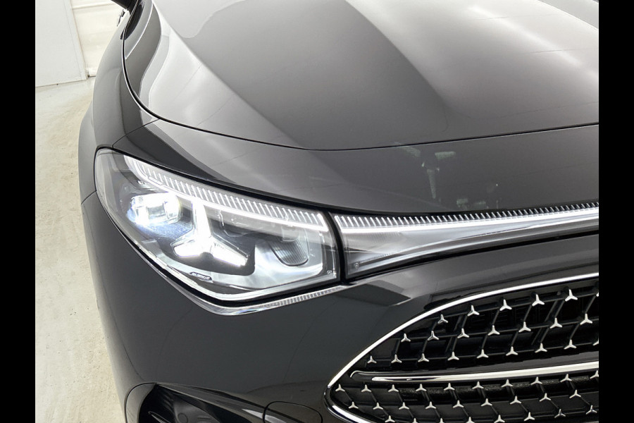 Mercedes-Benz CLA-Klasse 200 Business Solution AMG | Premium Plus | Winterpakket | Rijassistentiepakket | Nightpakket | MBUX Augmented Reality navigatie | Smartphone integratie | URBAN GUARD |