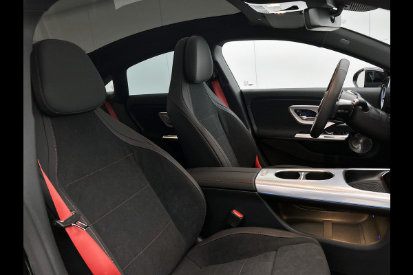 Mercedes-Benz CLA-Klasse 200 Business Solution AMG | Premium Plus | Winterpakket | Rijassistentiepakket | Nightpakket | MBUX Augmented Reality navigatie | Smartphone integratie | URBAN GUARD |