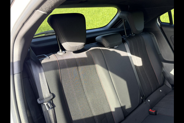 Opel Mokka 1.2 Turbo GS Line Dealeronderhouden | PDC V&A | Camera | Apple Carplay | Stoelvw