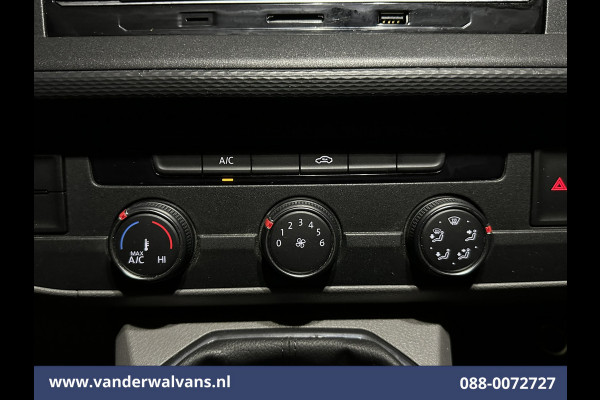 Volkswagen Transporter 2.0 TDI L1H1 Euro6 Airco | Cruisecontrol | Trekhaak Bijrijdersbank, Achterklep