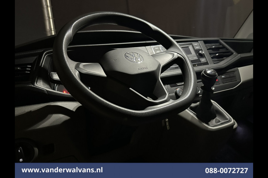 Volkswagen Transporter 2.0 TDI L1H1 Euro6 Airco | Cruisecontrol | Trekhaak Bijrijdersbank, Achterklep
