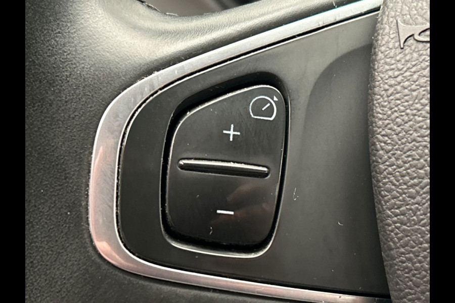 Renault Captur 0.9 TCe Intens | Facelift | Trekhaak | Camera | Navigatie