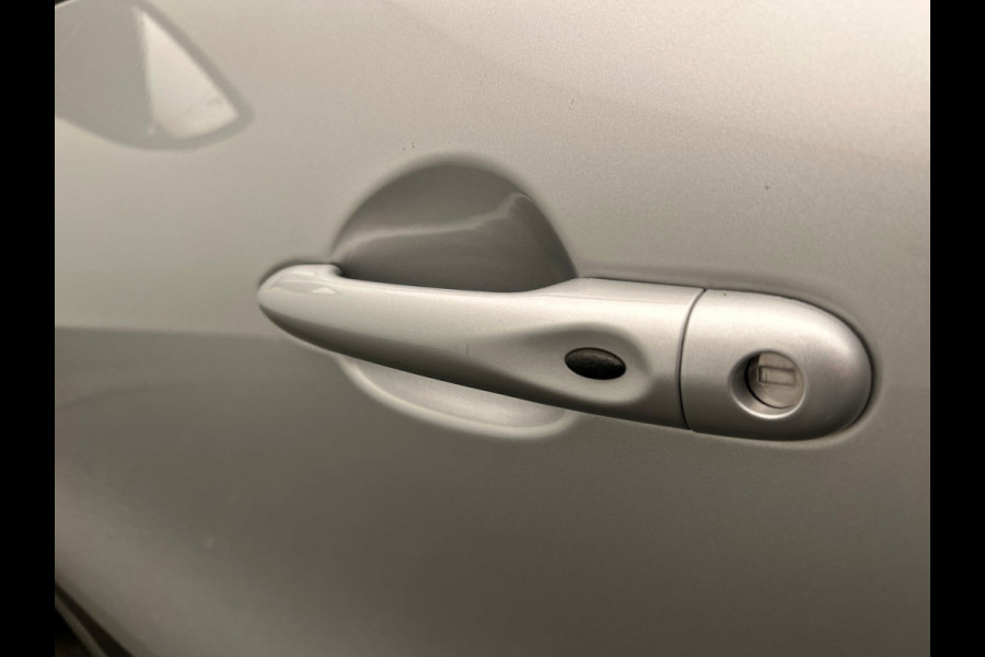 Renault Captur 0.9 TCe Intens | Facelift | Trekhaak | Camera | Navigatie