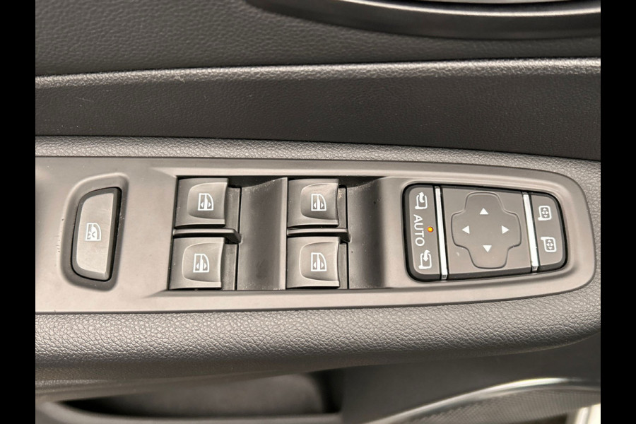 Renault Captur 0.9 TCe Intens | Facelift | Trekhaak | Camera | Navigatie