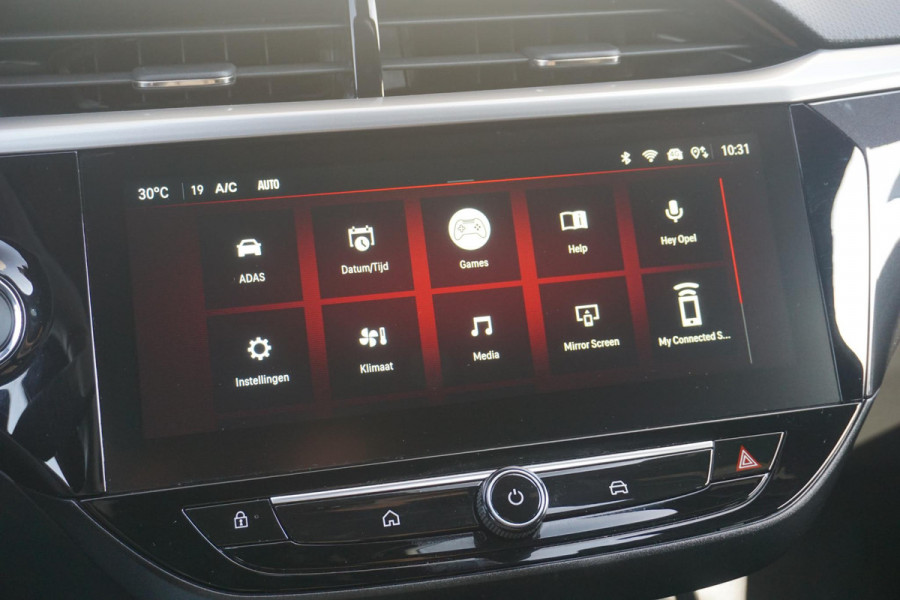 Opel Corsa 1.2 Turbo Ultimate Alcantara | Massage | All Weather banden | Winter pack | Parkpilots/Camera 180° | Keyless |