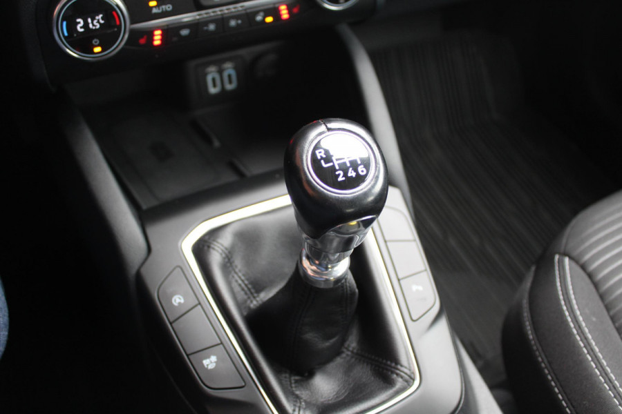 Ford Kuga 1.5 EcoBoost Titanium 150pk | Trekhaak | Winter Pack | Navigatie | Camera