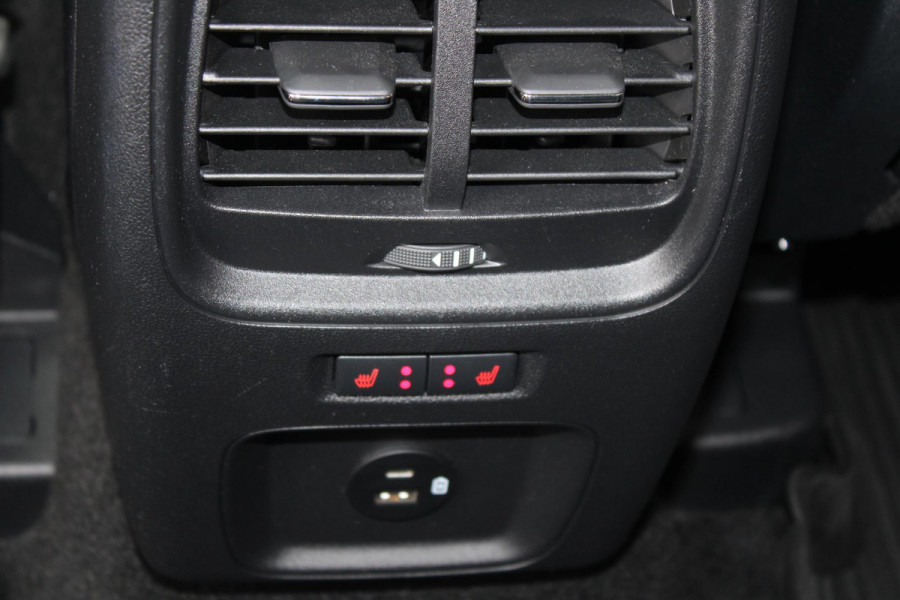 Ford Kuga 1.5 EcoBoost Titanium 150pk | Trekhaak | Winter Pack | Navigatie | Camera