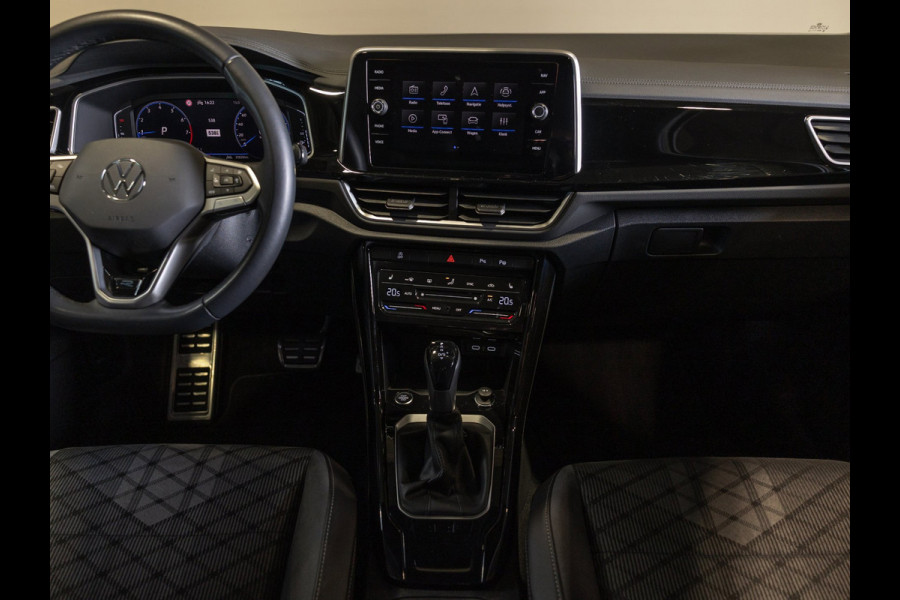 Volkswagen T-Roc 1.5 TSI R-Line Blackstyle / 150pk / Stoel en stuur verwarming / Achteruitrij camera / Keyless /