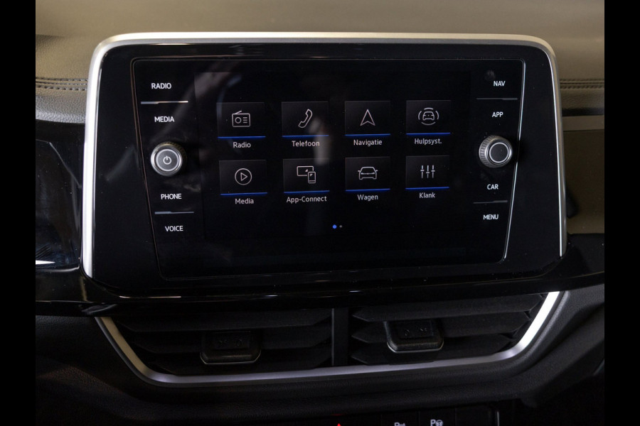Volkswagen T-Roc 1.5 TSI R-Line Blackstyle / 150pk / Stoel en stuur verwarming / Achteruitrij camera / Keyless /