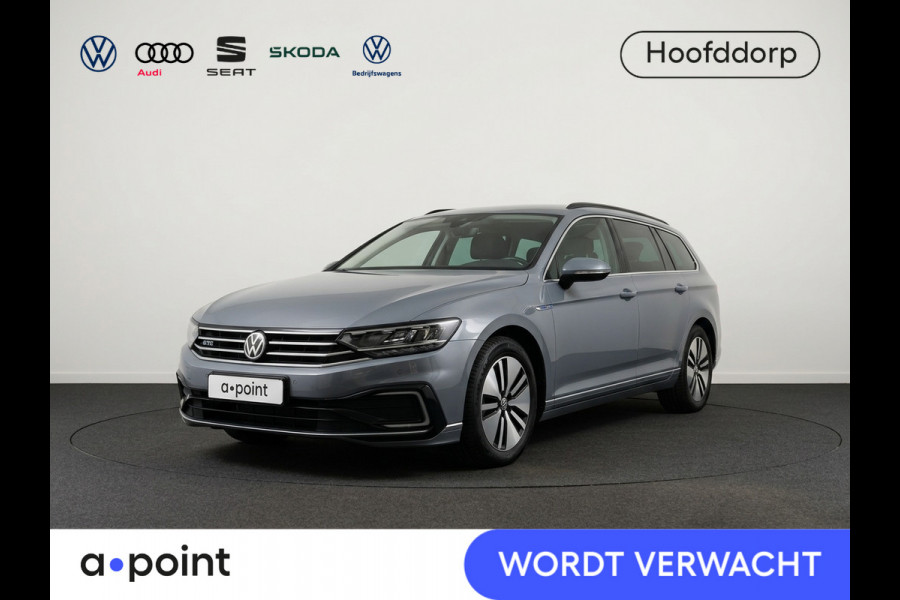 Volkswagen Passat Variant 1.4 TSI PHEV GTE Business 218 pk Automaat (DSG) | SOH 91% | Navigatie | Trekhaak (wegklapbaar) | Parkeersensoren | Achteruitrijcamera | Stoelverwarming v/a |