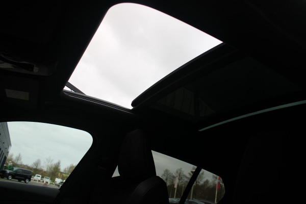 BMW 1-serie 120 170PK M SPORT DESIGN EDITION | PANORAMA SCHUIF/KANTEL DAK | 18" LICHTMETALEN VELGEN | DODEHOEK DETECTIE | DRAADLOZE APPLE CARPLAY/ANDROID AUTO | NAVIGATIE | ACHTERUITRIJ CAMERA | ADAPTIEF M ONDERSTEL | SFEER VERLICHTING | STOEL VERWARMING | DAB+ RADIO | ALCANTARA BEKLEDING | PARKEERSENSOREN VOOR + ACHTER | CRUISE CONTROL | SHADOW LINE |