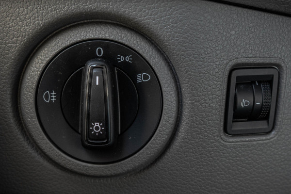 Volkswagen Crafter 2.0TDI L3H3 | 177 PK | 3-Zits | PDC | Airco