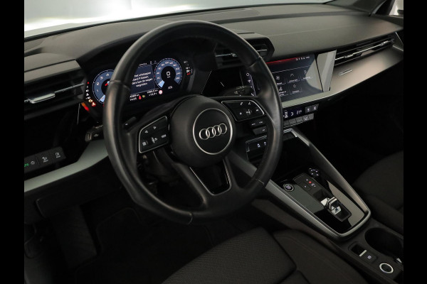 Audi A3 Sportback 30 TFSI Advanced edition 110 pk S-tronic | Navigatie | Parkeersensoren achter | LED koplampen | Apple Carplay/Android Auto | Autom. airco |