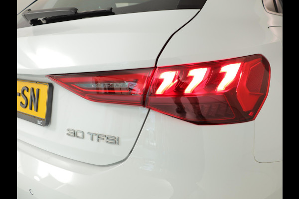 Audi A3 Sportback 30 TFSI Advanced edition 110 pk S-tronic | Navigatie | Parkeersensoren achter | LED koplampen | Apple Carplay/Android Auto | Autom. airco |