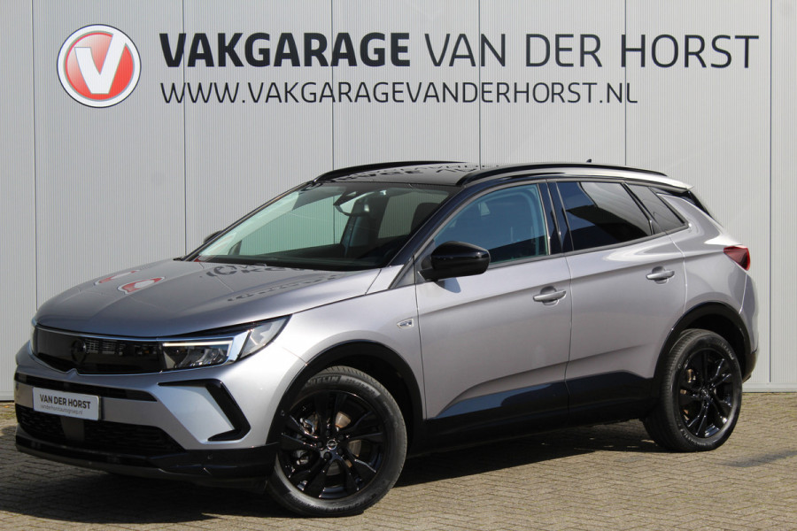 Opel Grandland 1.2-130pk Turbo GS-Line. Zeer nette en luxe hoogzitter, slechts 43.000km ! Autm. airco dual, camera, half leder, navigatie, telefoonvoorb, Apple carplay/Android auto, lane- en side assist, cruise control, metallic lak, LM wielen etc.