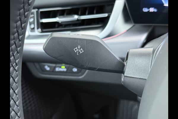 BMW iX1 eDrive20 67kWh M Sport pakket Pano-Dak/Schuif-dak Leer SOH 100% Warmtepomp Camera Navi Ecc PDC-a+v Apple Carplay Android Auto Elek.Achterklep Zwarte-Hemel VerkeersbordHerkenning WiFi M Aerodynamica  Lmv Led Privacy Glas Isofix DAB Keyless Wifi 1e Eigenaar Origineel Nederlandse Auto !!