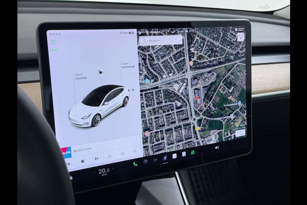 Tesla Model 3 SR+ 325PK LFP-Accu SOH 89.6% Lmv 19" AutoPilot Leer Pano-Dak Adaptive Cruise Lmv 18" Camera's Elektr.-Stuur+Stoelen+Spiegels+Geh Ecc Navi Led DAB Voorverwarmen interieur via App Keyless One-Pedal-Drive Wifi 1e Eigenaar Origineel Nederlandse Auto LFP accu dus 100% opladen!