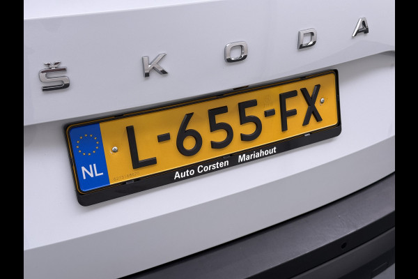 Škoda Karoq 1.5T 150pk ACT Trekhaak Adap.Cruise Camera Navi Virtual Cockpit ECC Apple Carplay Android PDC StoelverwarmingVerschuifbare Achte Comfort Pack Lmv Led Isofix DAB Voorruitverwarming Regen-Lichtsensor File Assist Verkeersbord Detectie 1.500KG Trekgewicht 1e Eigenaar Origineel Nederlandse Auto Bij 110.000km nog Beurt gehad! 1.500kg Trekgewicht! EURO6