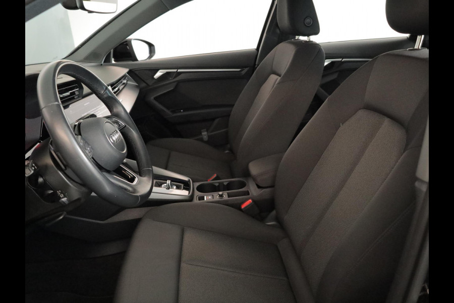 Audi A3 Sportback 30 TFSI Pro Line 110 pk S-tronic | Verlengde garantie | Navigatie via App | Parkeersensoren achter | Apple Carplay/Android Auto | LED koplampen |